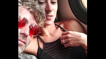 porn мой друг мастурбирует меня а я сосу его член путешествуя в поезде с людьми porn