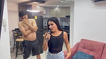 porn я помогаю своей младшей сводной сестре с уроками пения и очень сильно проникаю ей в горло porn