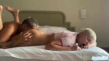 porn мой день начинается с поедания сладкой киски и попки моей падчерицы ей это нравится porn