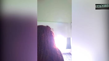 porn 나는 성숙한 여인에게 남편이 없는 동안 술을 마시도록 설득했습니다 마침내 그녀는 발정나서 그가 그녀와 쉽게 섹스하도록 놔두었습니다 porn