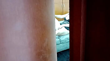 porn я узнаю что моя мачеха девушка с вебкамеры и просит меня устроить шоу для ее пользователей и в итоге я ее трахаю porn