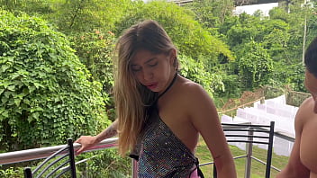 porn я так возбуждена что обращаюсь к двум стриптизершам чтобы они сделали мне хороший минет и кончили мне в рот молли porn