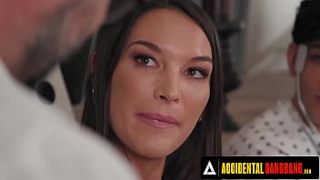 porn случайная гангбэнг катрина кольт берет на себя пять ученых для интенсивного анального и dp групповухи porn