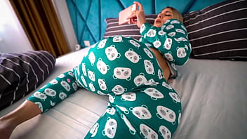 porn sesli step sister caught watching porn and helped to have orgasms beg for creampie porn