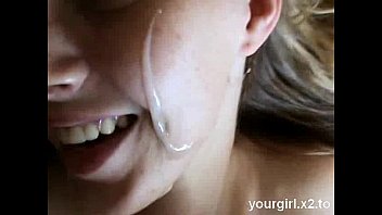 porn 熱いガールフレンドは一日中セックスしたい porn